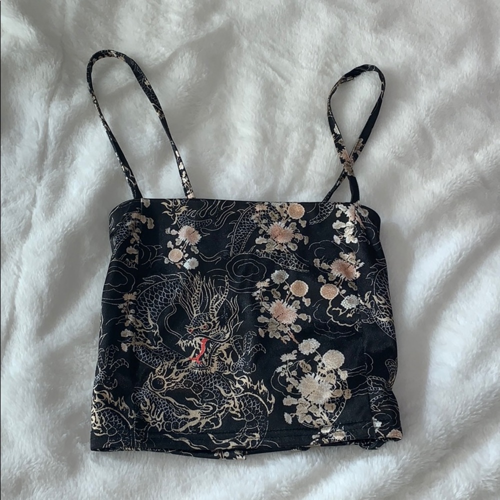 Beautiful urban outfitters crop top